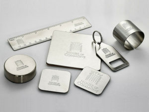 house-of-commons-st-steel-giftware Chimo